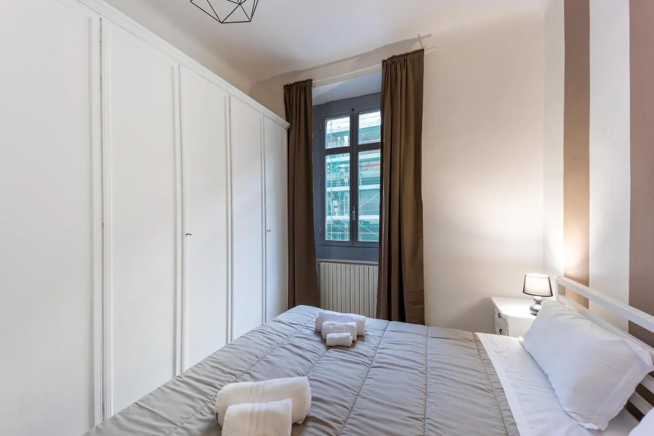 Apartament Apt Vicino Alla Metropolitana Porta Romana, 4 Minuti Da Duomo, Free Wifi&Netflix Mediolan Włochy