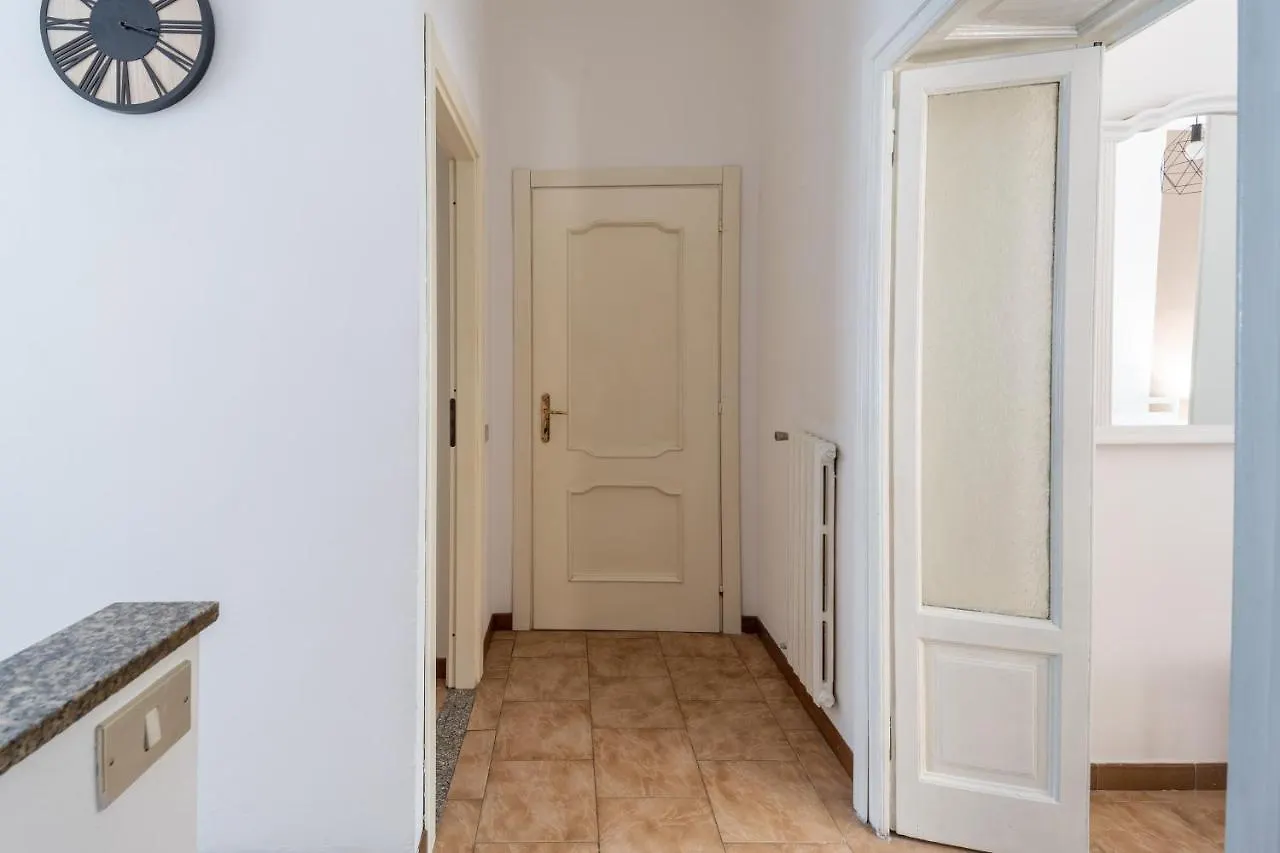Apt Vicino Alla Metropolitana Porta Romana, 4 Minuti Da Duomo, Free Wifi&Netflix Milaan Appartement